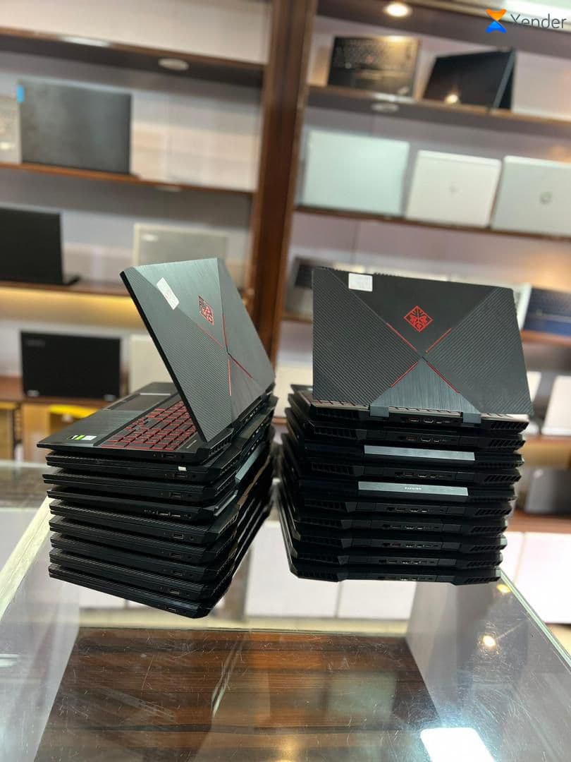 HP omen gaming Intel core i5 8th generation,128 GB SSD 1tb hdd, 64gb ram